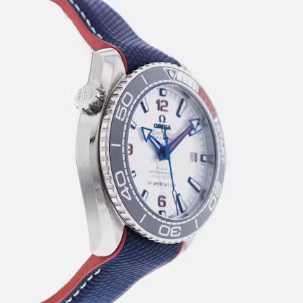 Seamaster Planet Ocean – America’s Cup White, Blue & Red