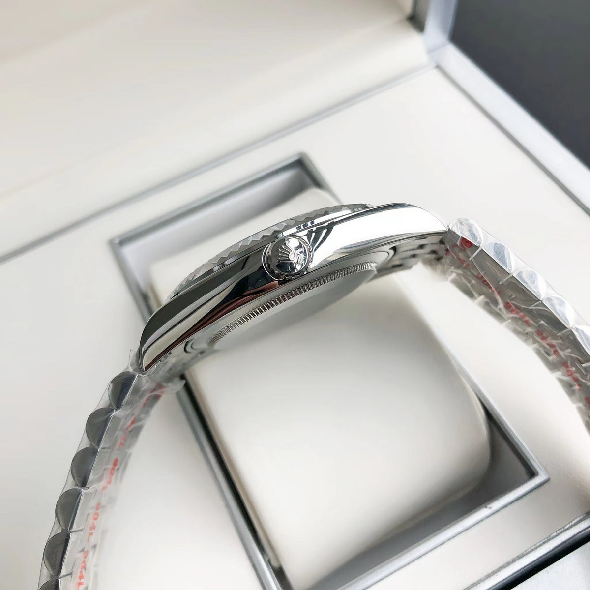 Datejust 41 – Black Diamond Dial