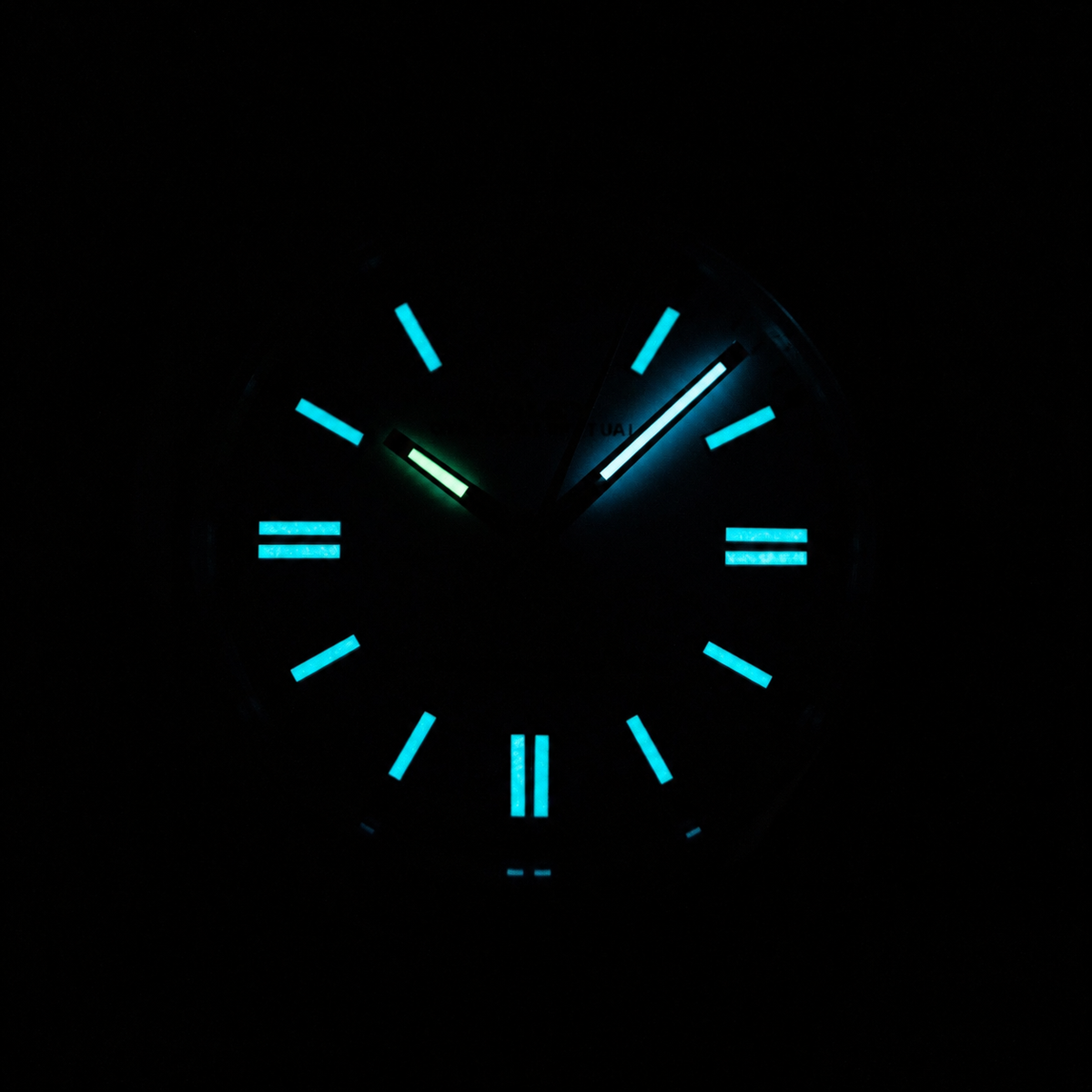 Oyster Perpetual – Champagne Dial & Oystersteel