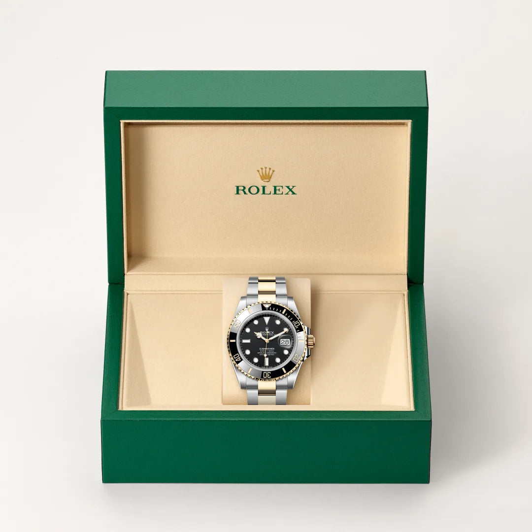 Submariner Date Oyster, 41 mm, acier Oystersteel et or jaune