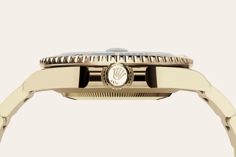 Submariner Date Oyster, 41 mm, or jaune