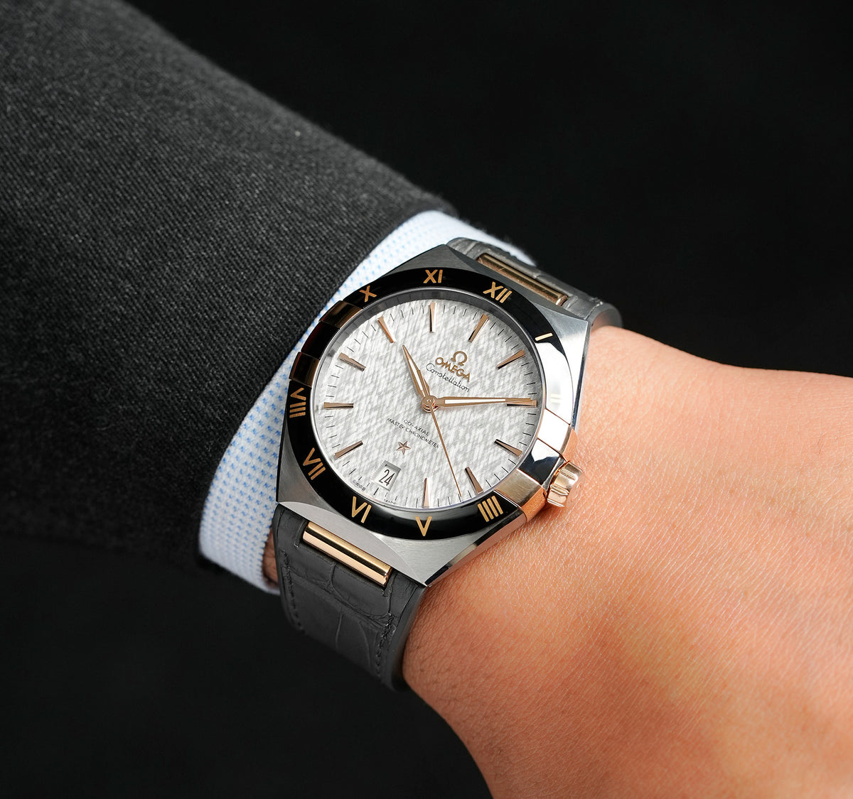 Constellation – Silver Dial, Black Bezel & Rose Gold