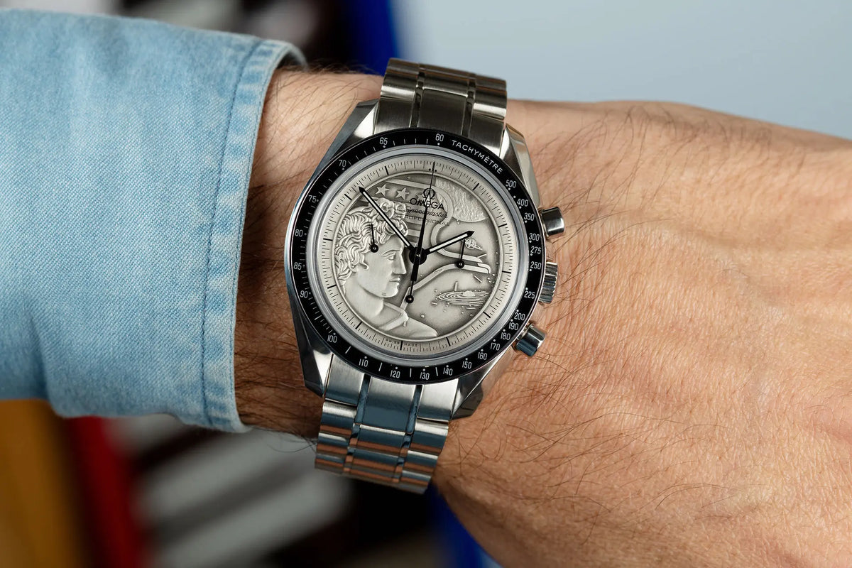 Speedmaster Professional Moonwatch Apollo XVII – Silver & Black