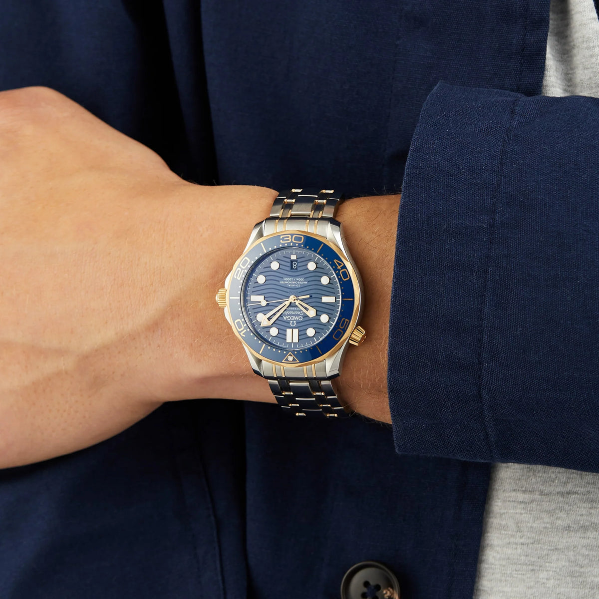 Seamaster Diver 300M – Blue Dial & Two-Tone Gold