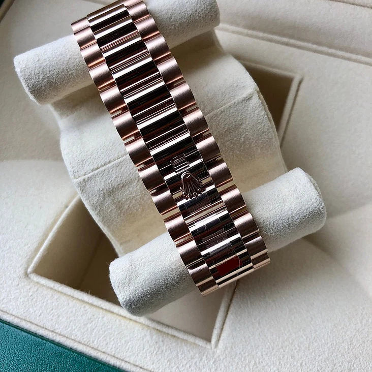 Day-Date – Everose Gold & Chocolate Dial