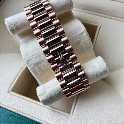 Day-Date – Everose Gold & Chocolate Dial
