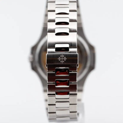 PP Nautilus – White Dial & Silver