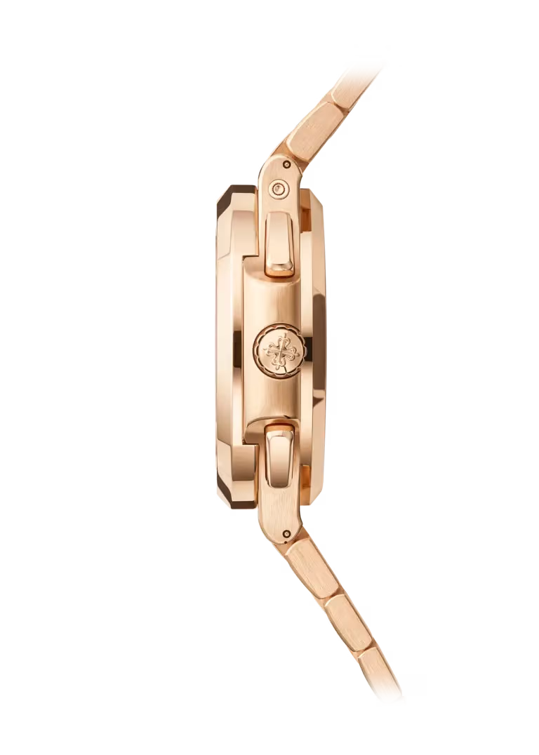 PP Nautilus – Yellow Gold & Green Dial Chronograph