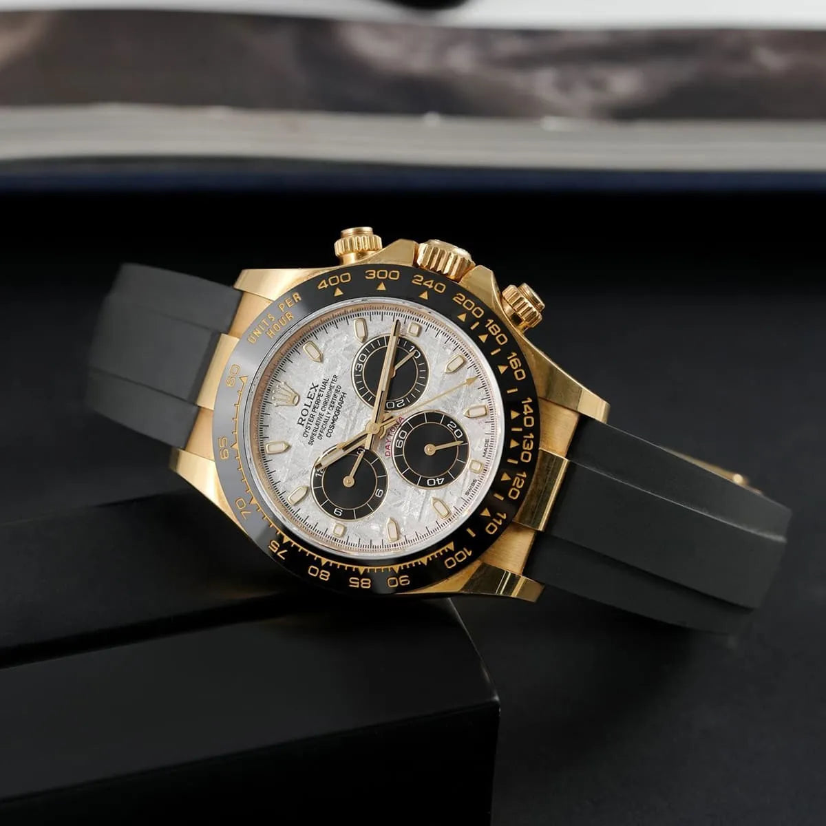 Cosmograph Daytona – Yellow Gold, Meteorite Dial & Oysterflex